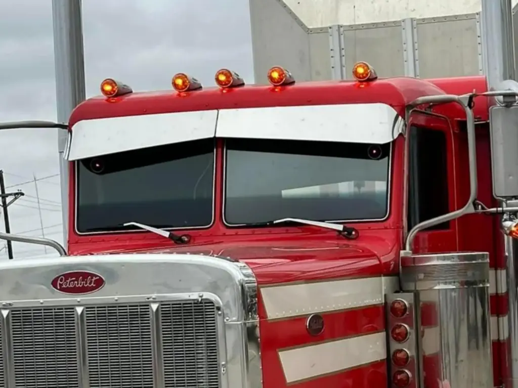 [SLI000842] Peterbilt 3-Series RBT 9"-6" Visors