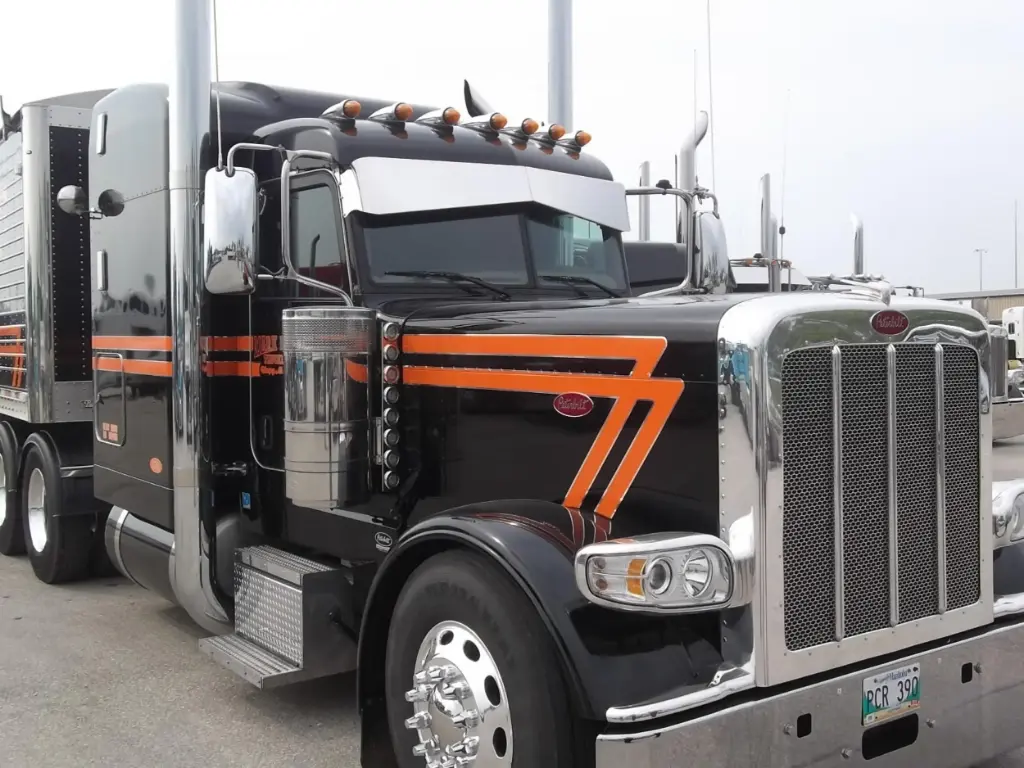 [SLI001423] Peterbilt 3-Series Ultra Low Reverse Bow Tie Visors (10"-7", No Lights)