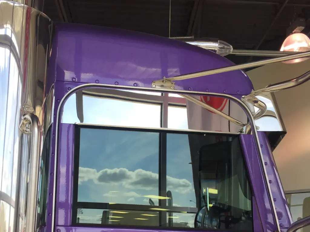 Peterbilt Straight Door Visors - Mirror Stainless