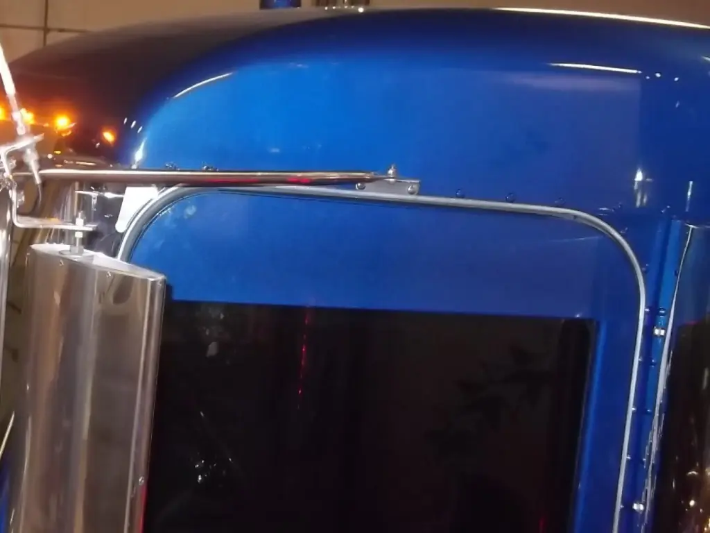 Peterbilt Slanted Door Visors - Paintable Aluminum