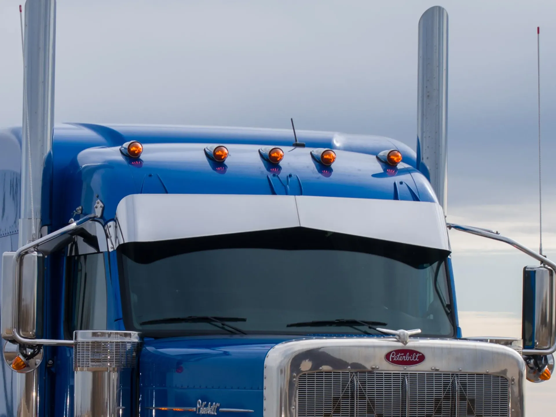 Peterbilt 589 High Rise Visors - Factory Mounts